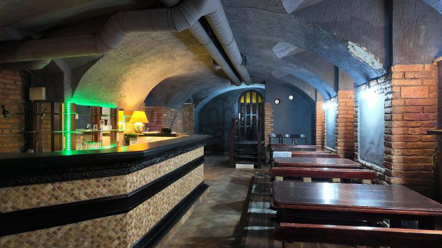 Eladó ipari ingatlan, Budapesten, VII. kerületben 169 M Ft