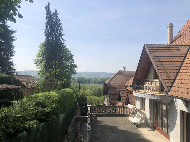 Eladó családi ház, Zebegényben 440 M Ft, 16 szobás