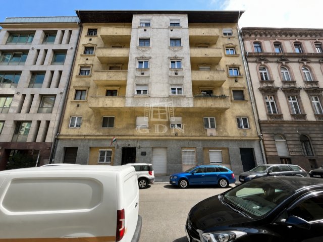 Eladó téglalakás, Budapesten, IX. kerületben 74.9 M Ft
