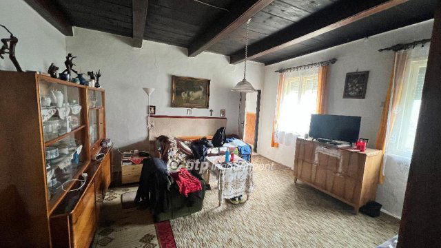 Eladó családi ház, Csóton 12.9 M Ft, 3 szobás