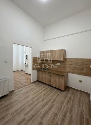 Eladó téglalakás, Budapesten, V. kerületben 189 M Ft, 3 szobás