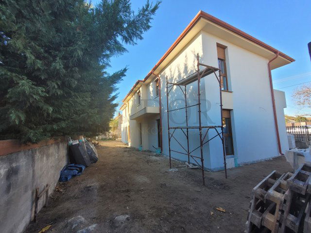 Eladó ikerház, Gyálon 112.99 M Ft, 5 szobás