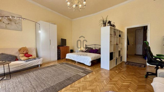 Eladó téglalakás, Budapesten, VII. kerületben 64 M Ft, 1 szobás