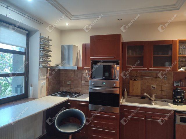 Eladó családi ház, Vértesszőlősön 54.99 M Ft, 3 szobás