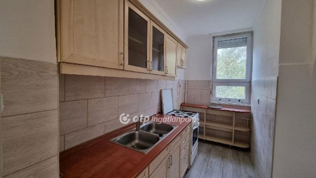 Eladó téglalakás, Hajdúszoboszlón 52.5 M Ft, 1+2 szobás