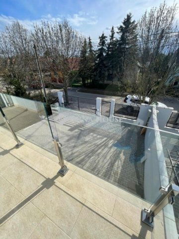 Eladó ikerház, Budapesten, XVI. kerületben 179.9 M Ft, 5 szobás