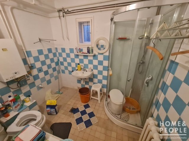 Eladó családi ház, Hódmezővásárhelyen 62 M Ft, 5 szobás