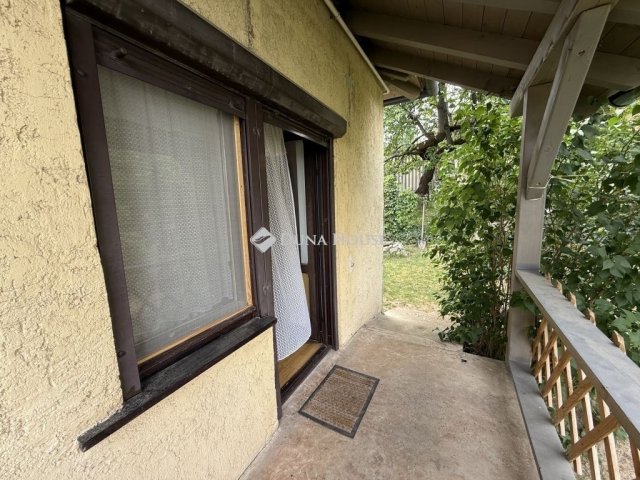Eladó családi ház, Lábatlanon 48.9 M Ft, 3 szobás