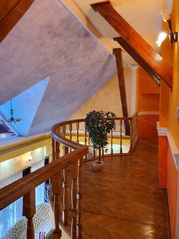 Eladó családi ház, Kaposváron 120 M Ft, 5 szobás