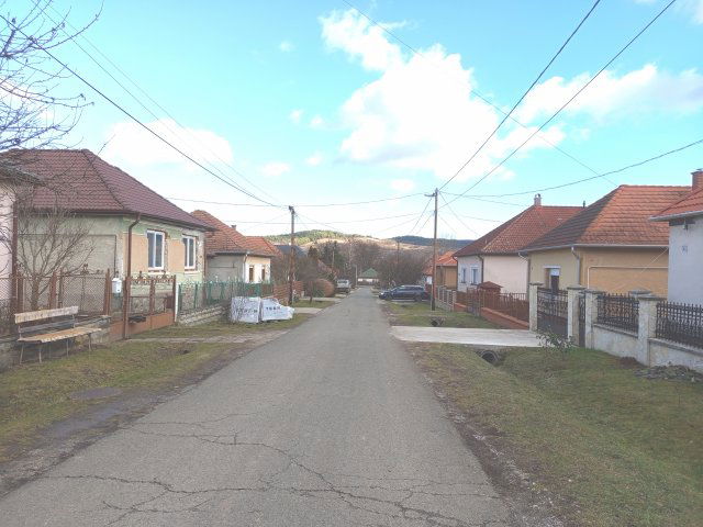 Eladó családi ház, Kazincbarcikán 16 M Ft, 2 szobás