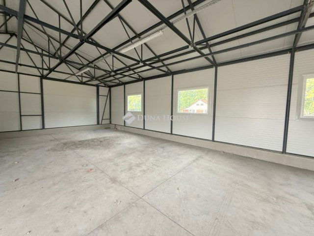 Kiadó ipari ingatlan, Nyíregyházán 594 E Ft / hó