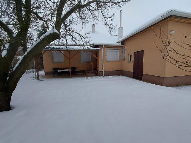 Eladó családi ház, Gödön 99.9 M Ft, 3+1 szobás