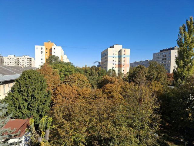 Eladó téglalakás, Budapesten, III. kerületben 89 M Ft, 4 szobás