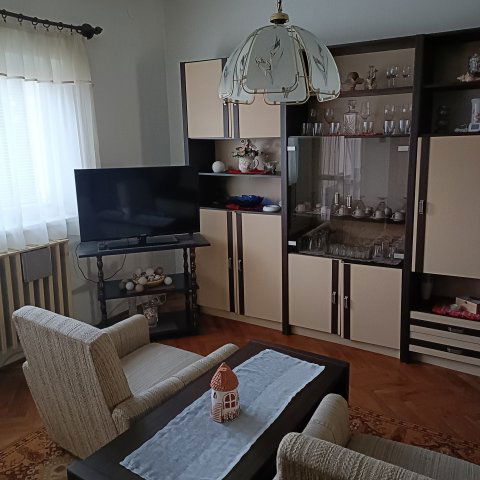 Eladó sorház, Pápán 50.5 M Ft, 5 szobás / költözzbe.hu