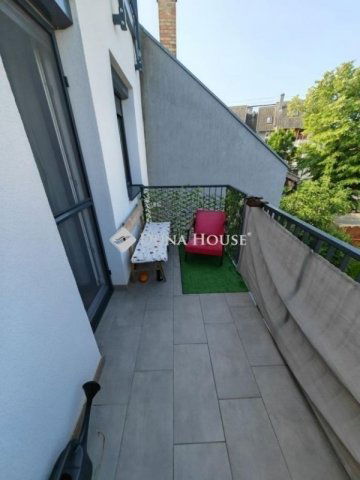 Eladó téglalakás, Szegeden 96 M Ft, 2+2 szobás