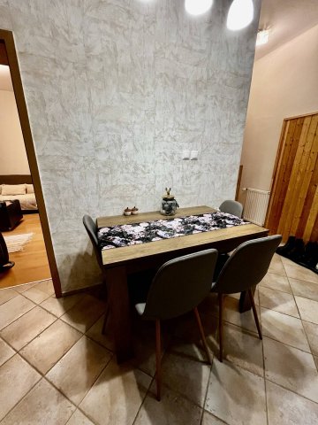 Kiadó téglalakás, albérlet, Pécsett 200 E Ft / hó, 2+1 szobás