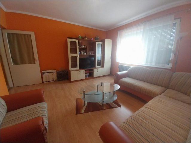 Eladó családi ház, Kisbéren 58.9 M Ft, 2+1 szobás