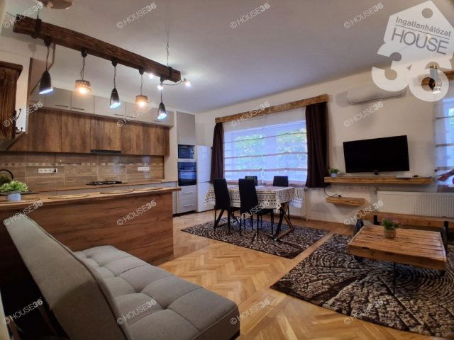 Kiadó családi ház, albérlet, Kecskeméten 480 E Ft / hó