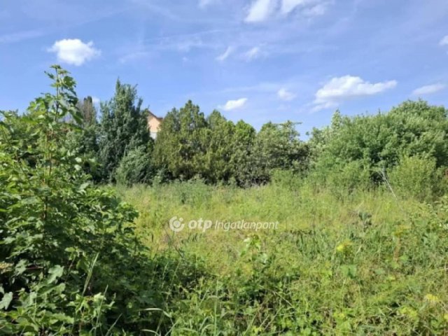 Eladó családi ház, Biharkeresztesen 26 M Ft, 1+2 szobás