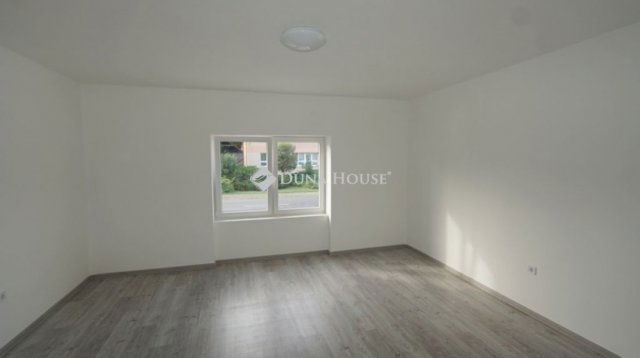 Eladó családi ház, Zalaszentivánon 130 M Ft, 2 szobás