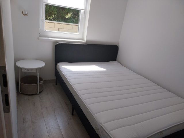 Kiadó téglalakás, albérlet, Pécsett, Szigeti úton, 2 szobás