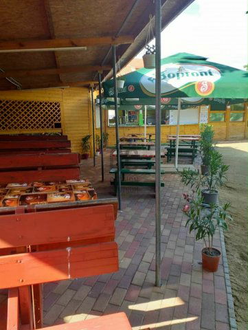 Eladó üzlethelyiség, Jászszentandráson 29.8 M Ft