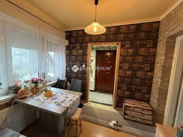 Eladó családi ház, Maglódon 114.99 M Ft, 5 szobás