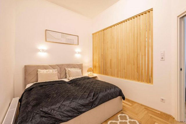 Eladó téglalakás, Budapesten, VI. kerületben, Teréz körúton