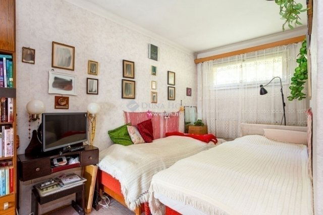 Eladó családi ház, Budapesten, II. kerületben 239.9 M Ft