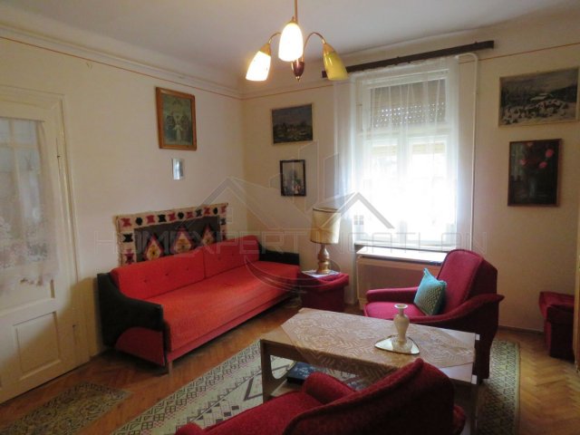 Eladó családi ház, Nyúlon 42.9 M Ft, 2 szobás