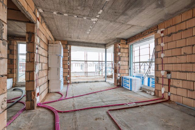 Eladó téglalakás, Törökbálinton 161.99 M Ft, 4 szobás