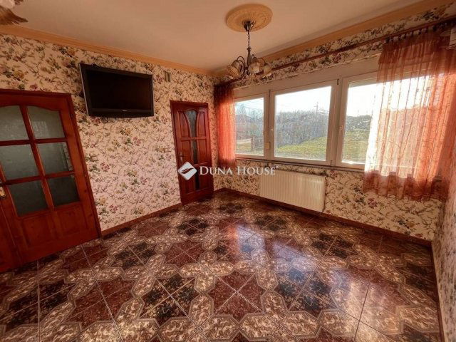 Eladó családi ház, Inárcson 129.9 M Ft, 6 szobás