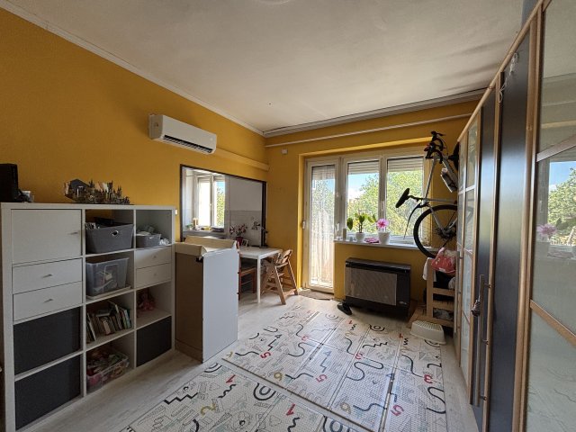 Eladó téglalakás, Budapesten, XXI. kerületben 56.9 M Ft