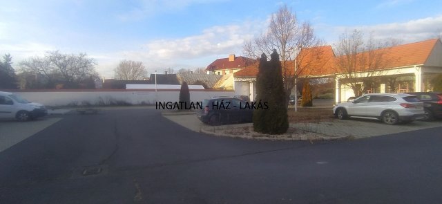 Eladó üzlethelyiség, Gyulán 350 M Ft / költözzbe.hu