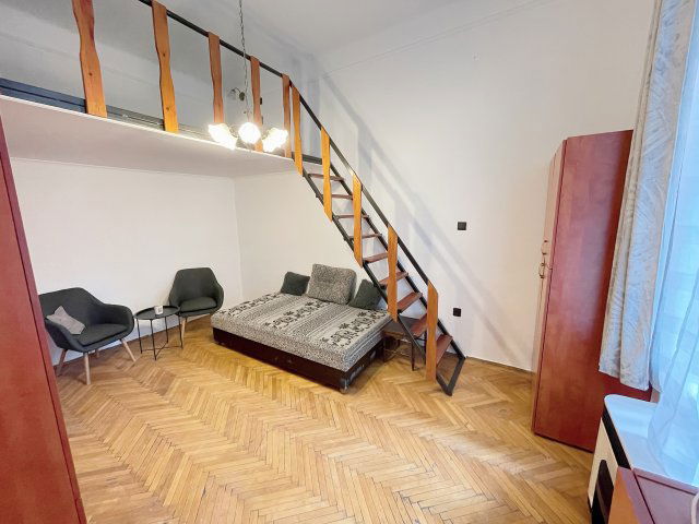 Kiadó téglalakás, albérlet, Budapesten, VI. kerületben