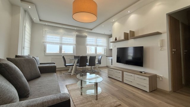 Kiadó téglalakás, albérlet, Debrecenben 320 E Ft / hó, 3 szobás
