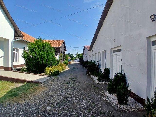 Eladó sorház, Tápiószelén 30.99 M Ft, 2 szobás