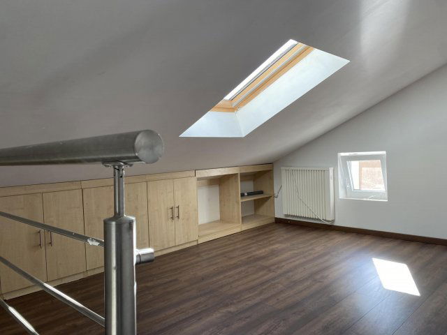 Eladó családi ház, Budaörsön 79.9 M Ft, 4+1 szobás