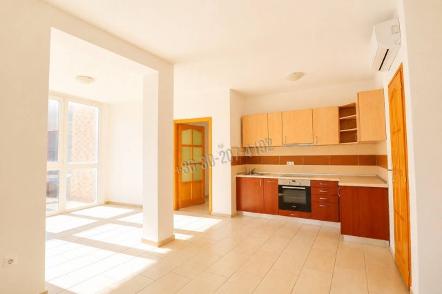 Kiadó téglalakás, albérlet, Szegeden 290 E Ft / hó, 3 szobás
