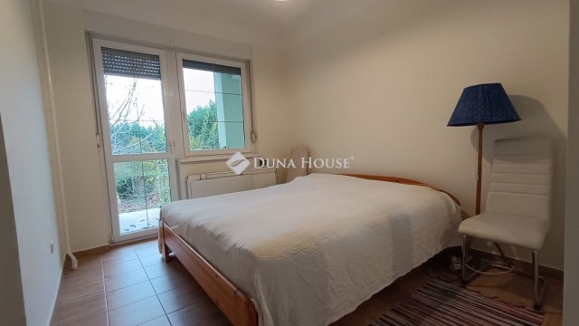 Eladó családi ház, Kecskeméten 139.9 M Ft, 7 szobás