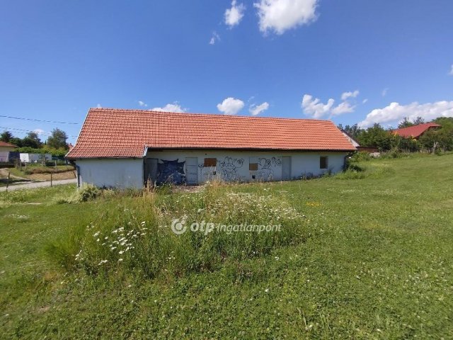 Eladó családi ház, Nagykozáron 23.6 M Ft, 3+1 szobás