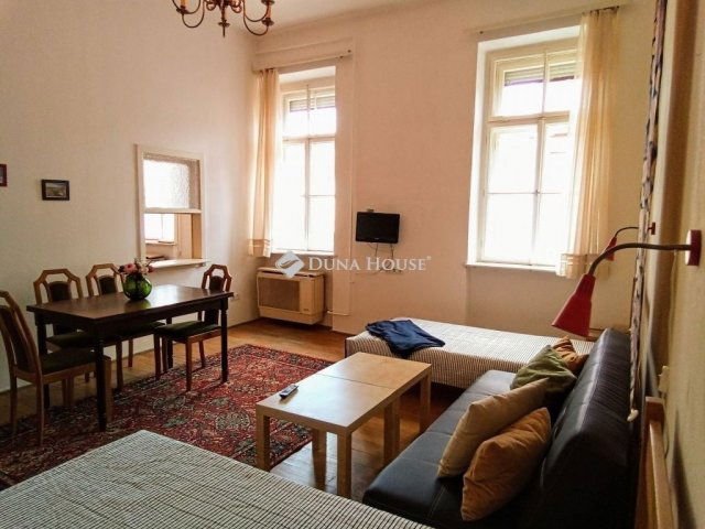 Eladó téglalakás, Szentgotthárdon 41.6 M Ft, 2 szobás