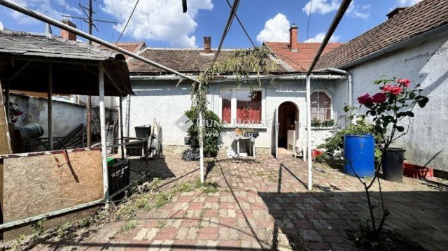 Eladó családi ház, Szombathelyen 49 M Ft, 3+1 szobás