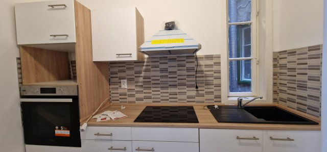 Eladó téglalakás, Budapesten, IX. kerületben 121.49 M Ft