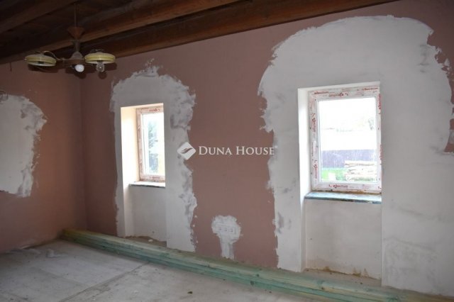 Eladó családi ház, Borgátán 13.9 M Ft, 3 szobás