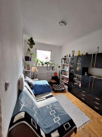 Eladó családi ház, Szigetszentmiklóson 79.9 M Ft, 5 szobás