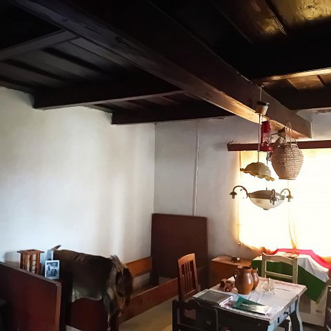Eladó családi ház, Vámosoroszin 7.8 M Ft, 2 szobás