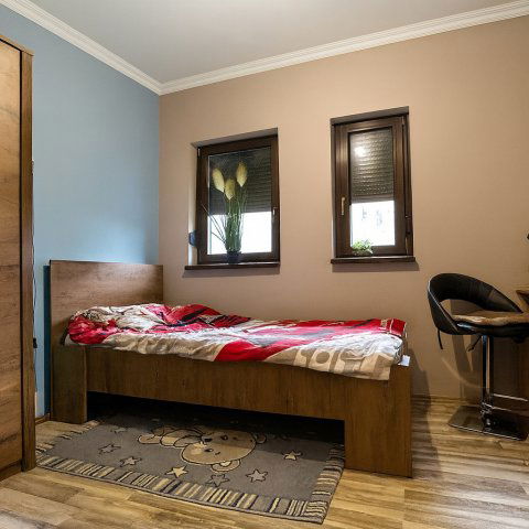 Eladó családi ház, Debrecenben 149.9 M Ft, 5 szobás