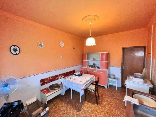 Eladó családi ház, Szentistvánon 13.999 M Ft, 2+1 szobás