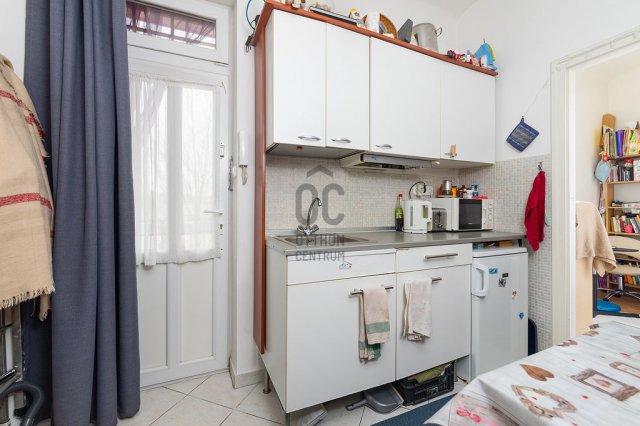 Eladó téglalakás, Budapesten, VI. kerületben 56.9 M Ft, 2 szobás